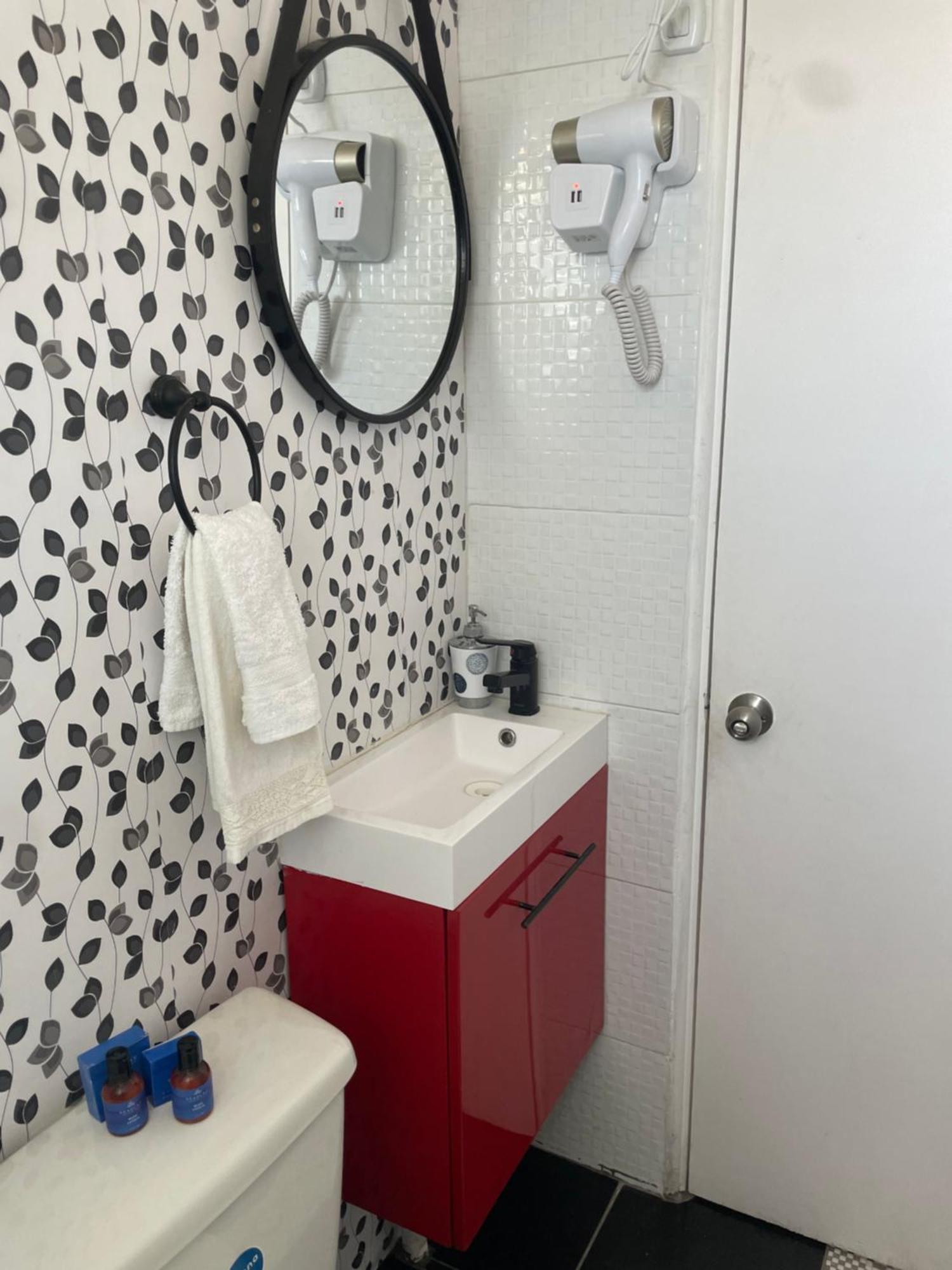 Hostal Napoli 瓦尔帕莱索 外观 照片